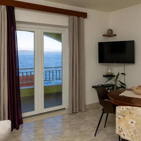 Apartment Dijana *
