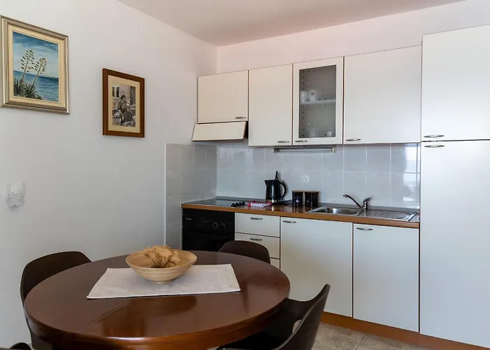 Apartment Dijana Prigradica